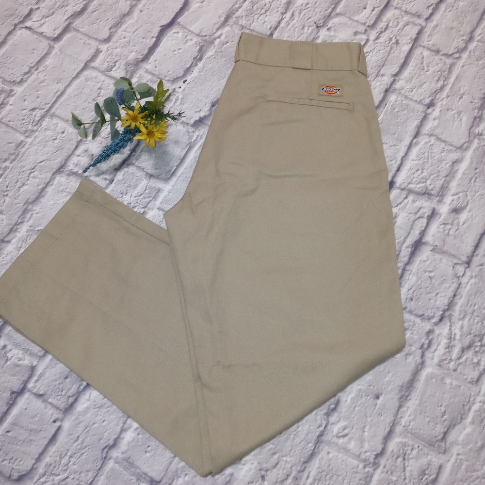 SOLD | NWOT Dickies Original Fit 874 in Tan